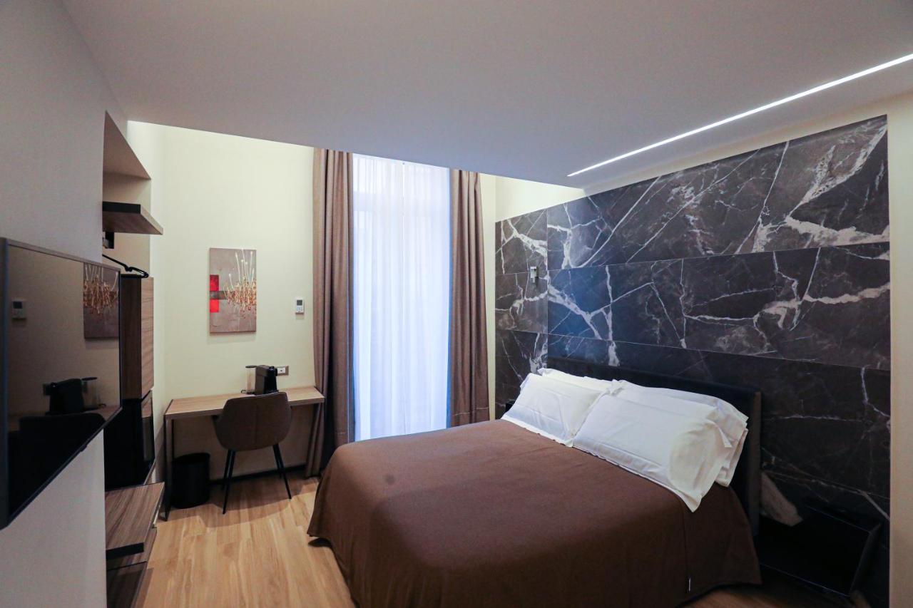 Municipio Luxury Suite Naples Exterior photo