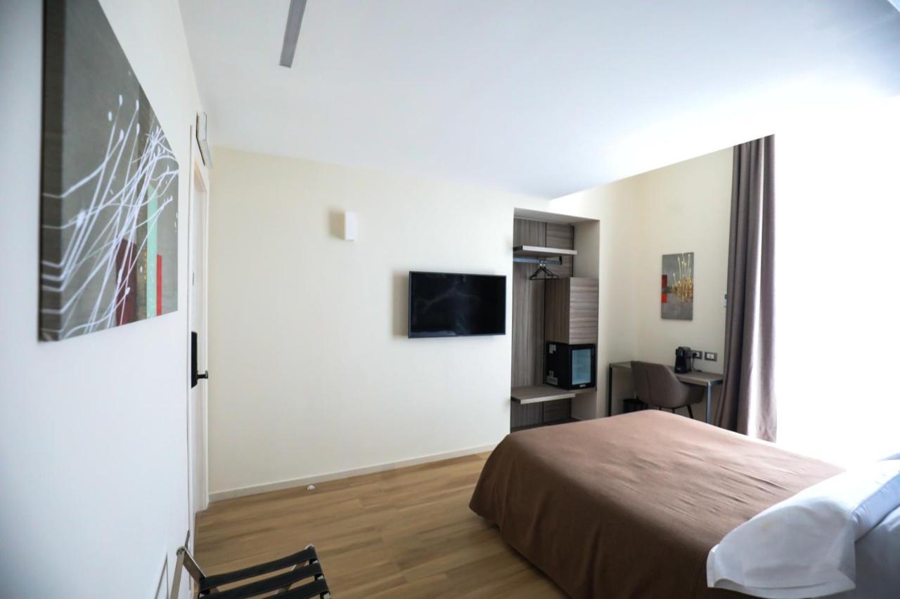 Municipio Luxury Suite Naples Exterior photo