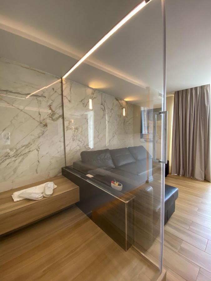 Municipio Luxury Suite Naples Exterior photo