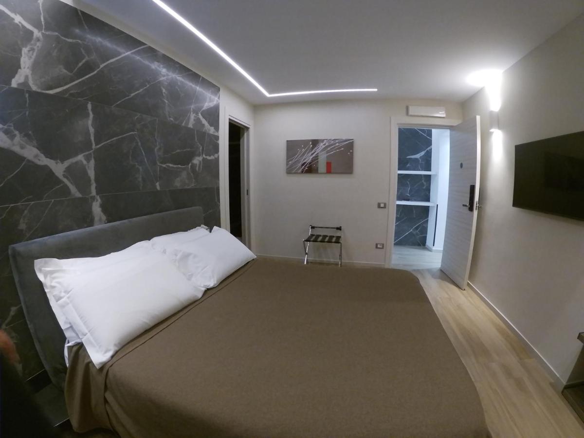 Municipio Luxury Suite Naples Exterior photo
