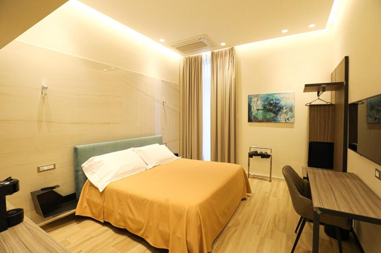 Municipio Luxury Suite Naples Exterior photo