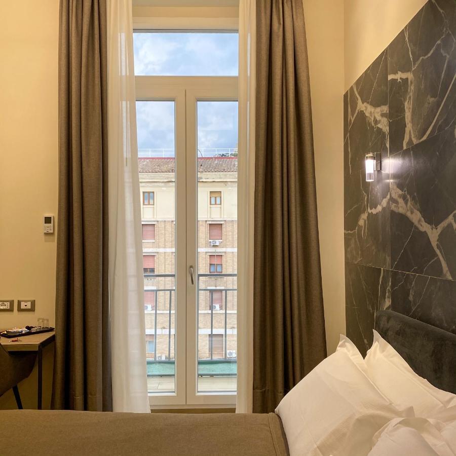 Municipio Luxury Suite Naples Exterior photo