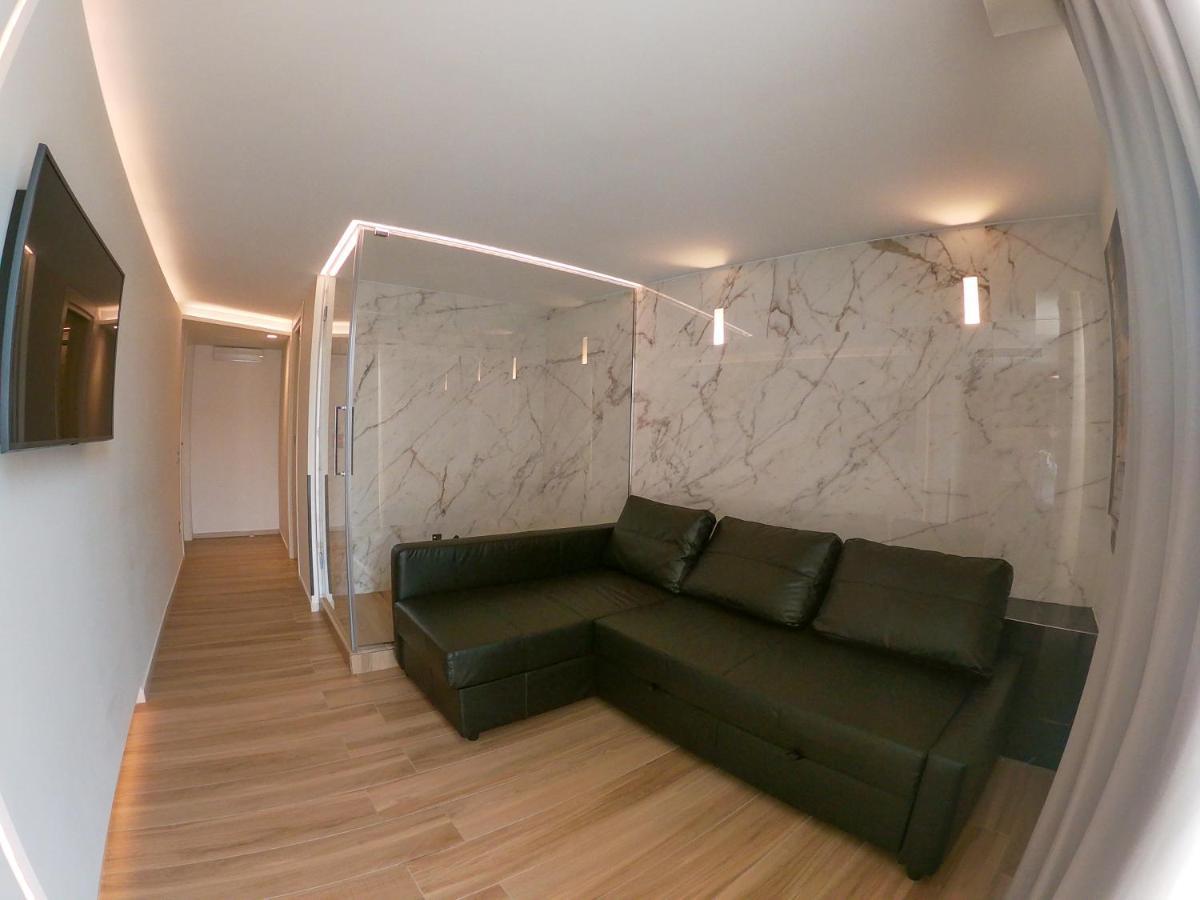 Municipio Luxury Suite Naples Exterior photo