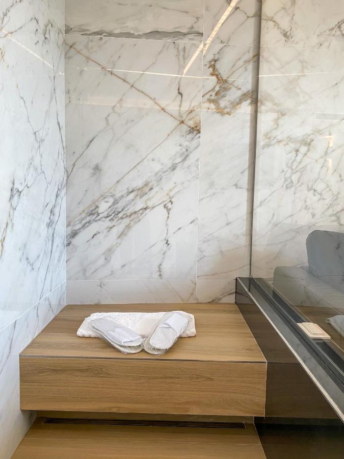 Municipio Luxury Suite Naples Exterior photo