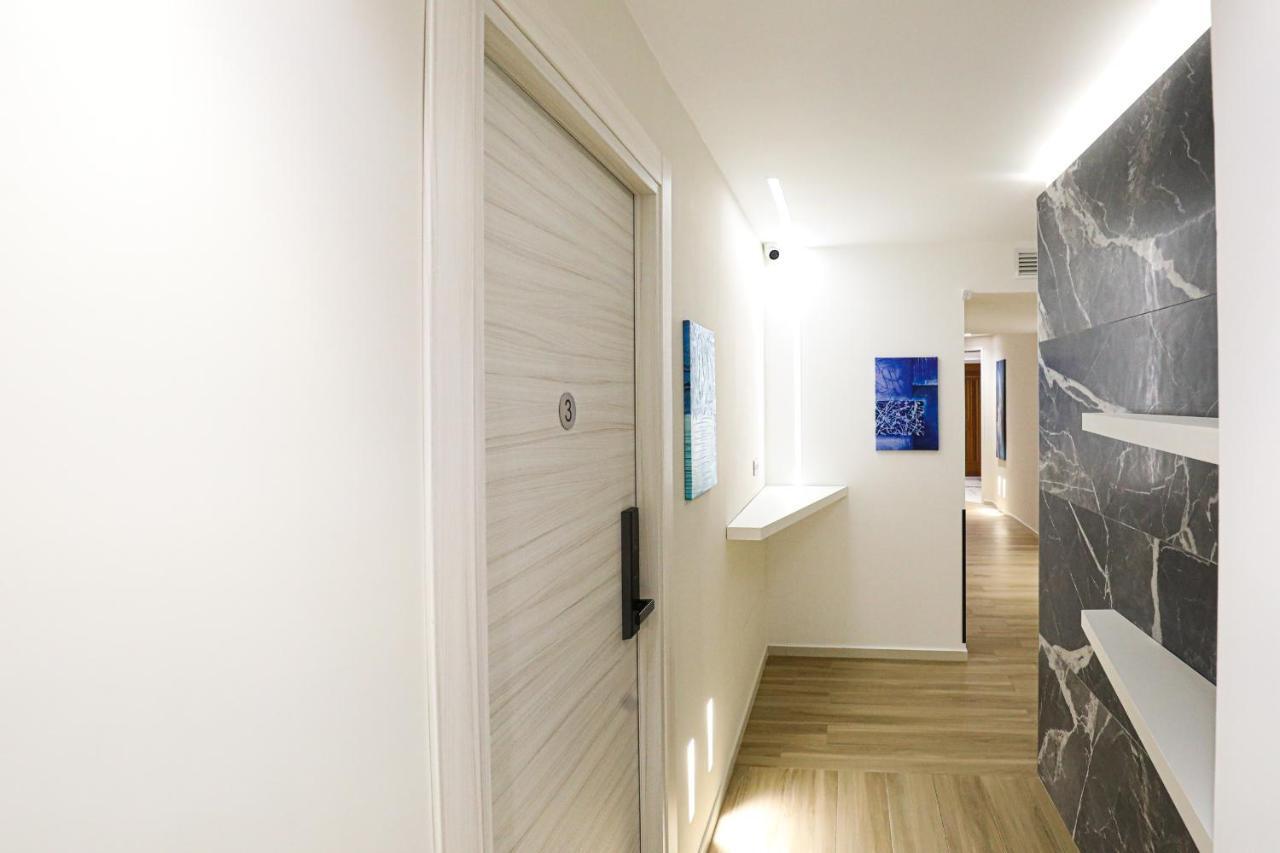 Municipio Luxury Suite Naples Exterior photo